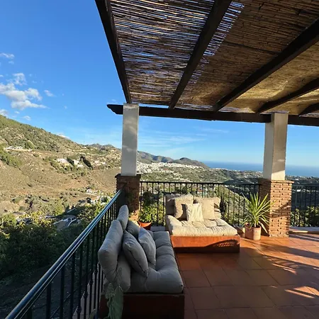 En Con Piscina, Jacuzzi Y Espectaculares Vistas Frigiliana