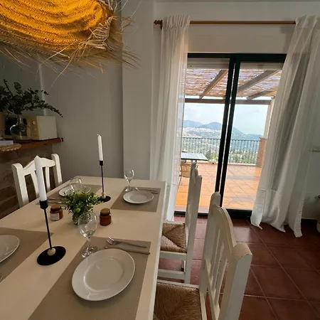 En Con Piscina, Jacuzzi Y Espectaculares Vistas Βίλα Frigiliana