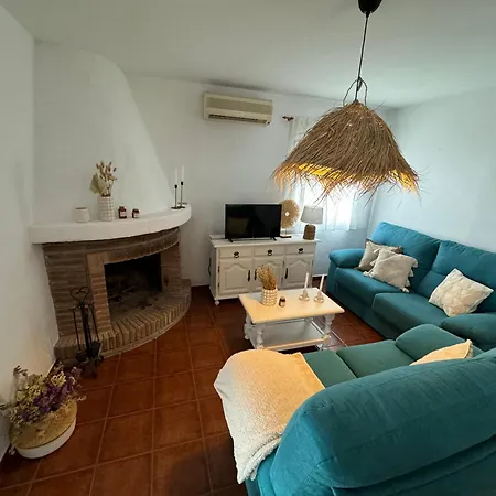 En Con Piscina, Jacuzzi Y Espectaculares Vistas Frigiliana
