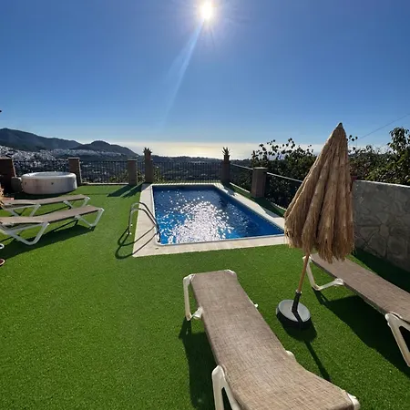 En Con Piscina, Jacuzzi Y Espectaculares Vistas * Frigiliana