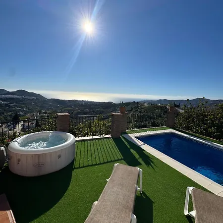En Con Piscina, Jacuzzi Y Espectaculares Vistas Βίλα